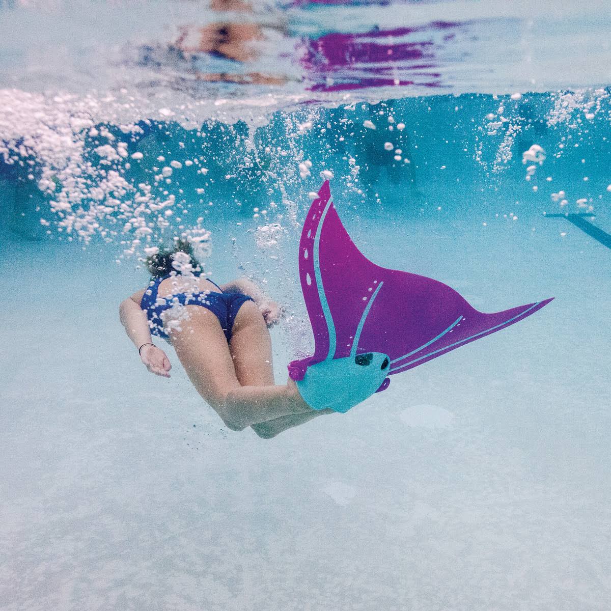 Magenta Swim Fins Q44616