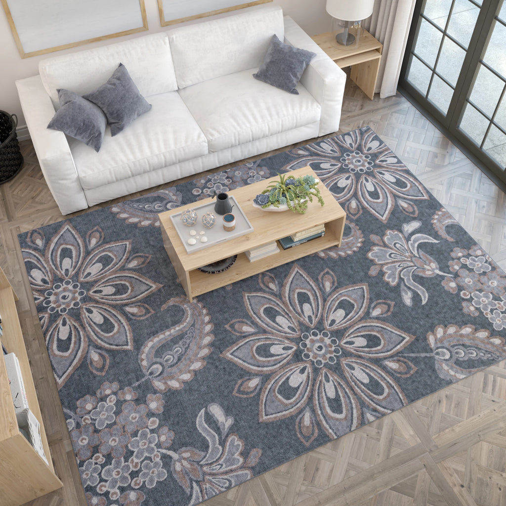 5' x 7' Gray and Cream Polypropylene Indoor Area Rug O793
