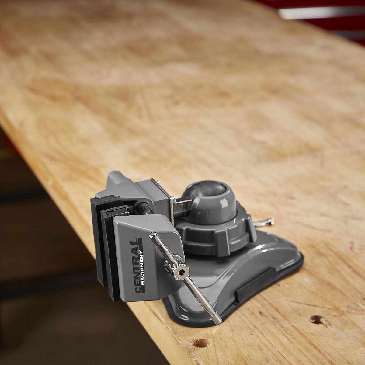 2-3/4 in. Articulated Vacuum Vise C32365