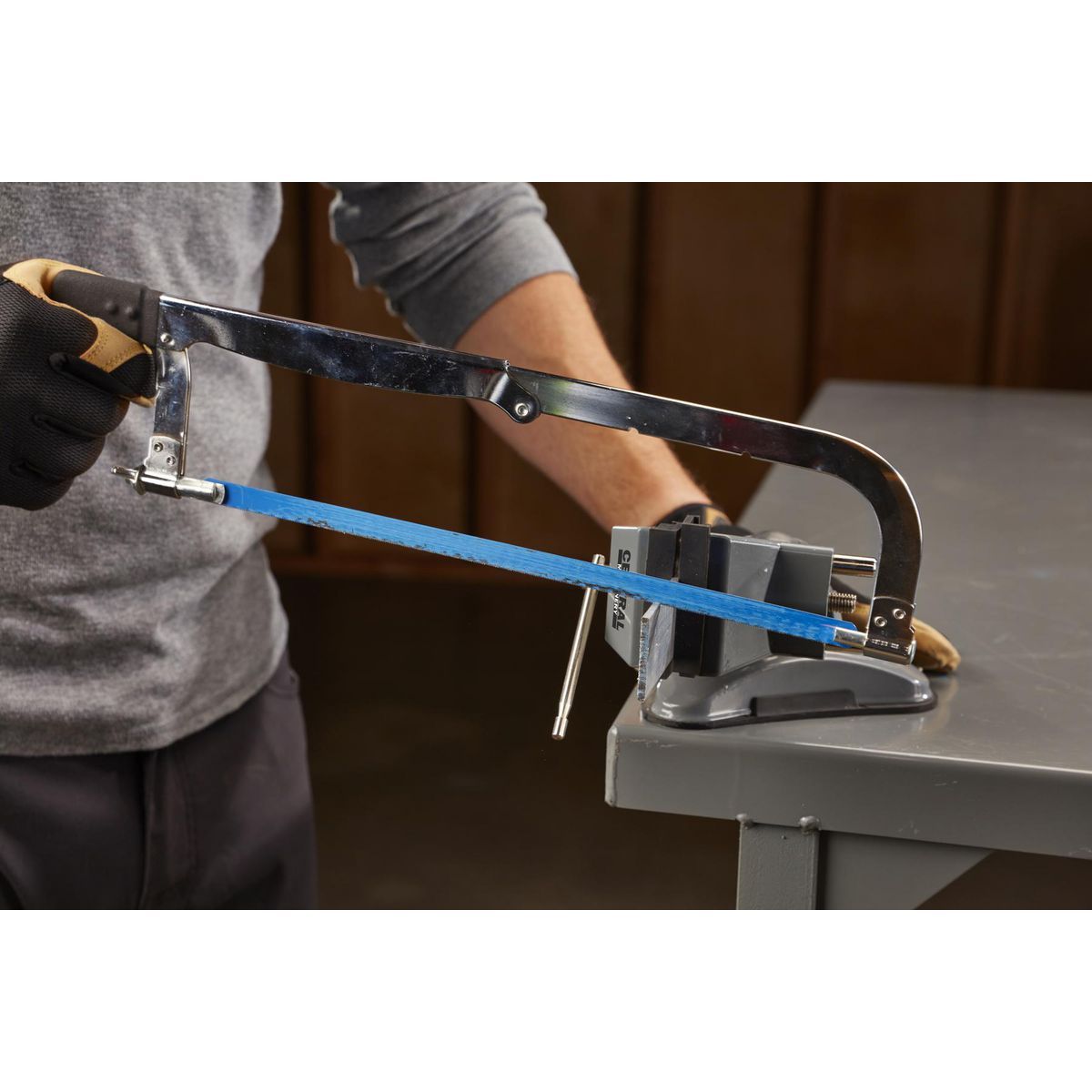 2-3/4 in. Articulated Vacuum Vise C32365